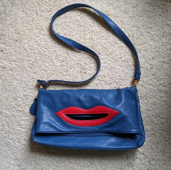 Crossbody lips bag - Picture 1 of 7